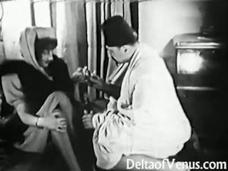आंटीक पॉर्न 1920s शेविंग, फीस्टिंग, फक्किंग