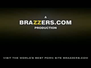 ซึ่งได้ประเมิน brazzers วิด