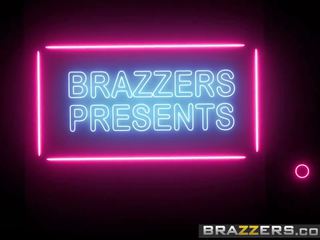 Brazzers - Real Wife Stories - My Fucking High School