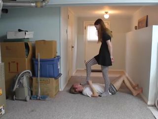 Černý (& bílý) & blue vše přes | ballbusting & pošlapání