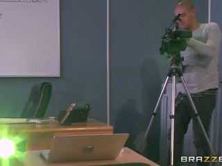 Brazzers - Britney Amber fucks the camera man