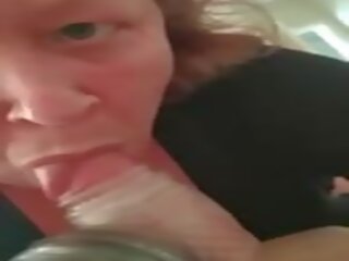 Karen sucks sik while facesitting