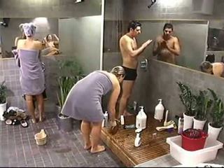 Bb2norswe 020406 mieszany grupa nudity prysznic