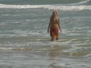 All Natural Blonde Mermaid Agnes Goes Skinny Dipping On The Beach!