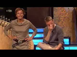 Nederlands tv oops grappig tieners publiek nudity tieten