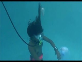 色情书刊, underwater, hd videos