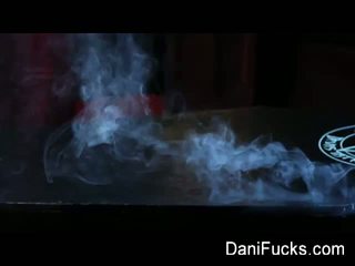 Dani daniels: gothic wampir layer smokey solo