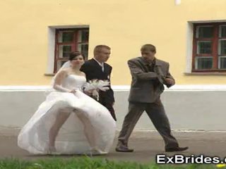 Tikras brides upskirts!